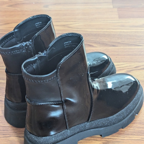 Steve Madden Kids' Trap Boot in Black Patent - Picture 8 of 16